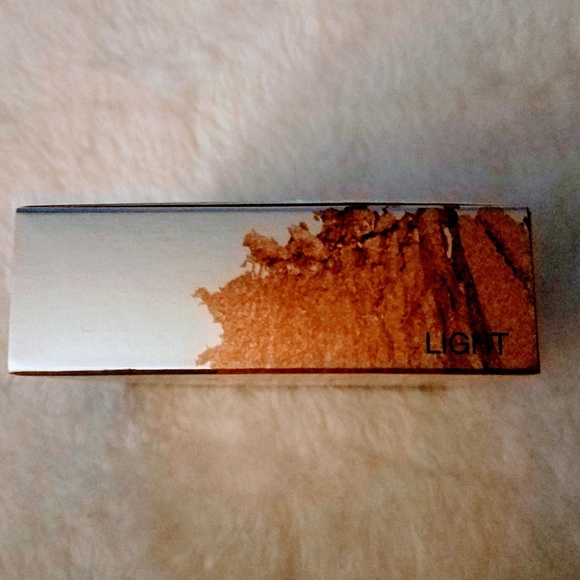 It Cosmetics Celebration Foundation Illumination - Picture 4 of 5